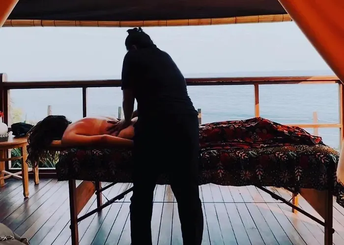 Bali Cliff Glamping خيمة فخمة *
