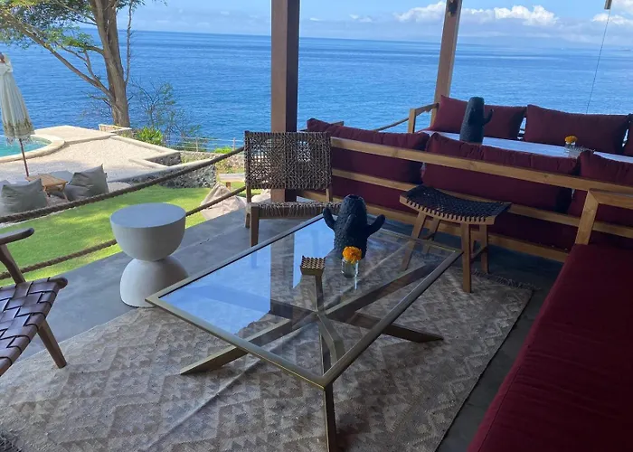 خيمة فخمة Bali Cliff Glamping Seraya