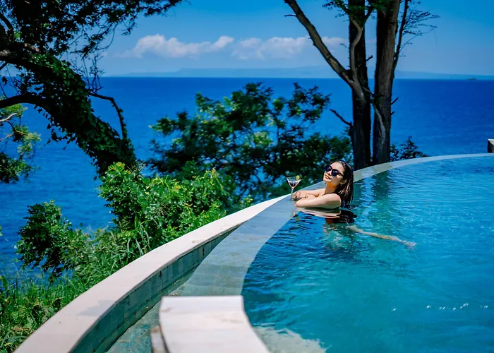 Bali Cliff Glamping